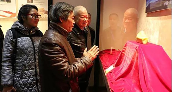 著名畫(huà)家蔣為民來(lái)我館參觀(guān)
