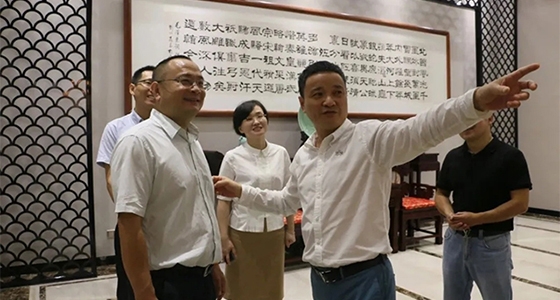 阿里“大咖”閃現(xiàn)倪東方藝術(shù)博物館！